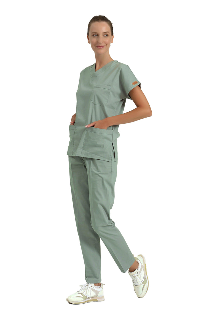 Küf Yeşili Likralı Doktor Ve Hemşire Forması Unisex Cerrahi Takım